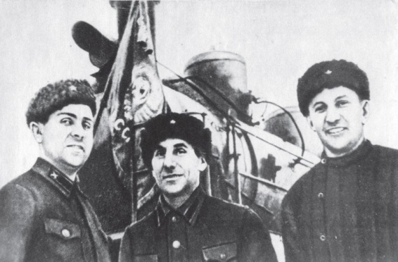 Первый поезд, паровозная бригада